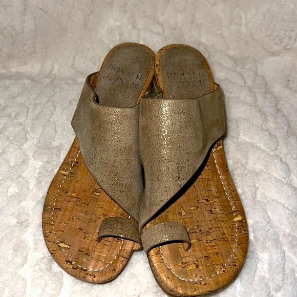 Donald J. Pliner Gyer Wedge Sandal - Picture 1 of 7